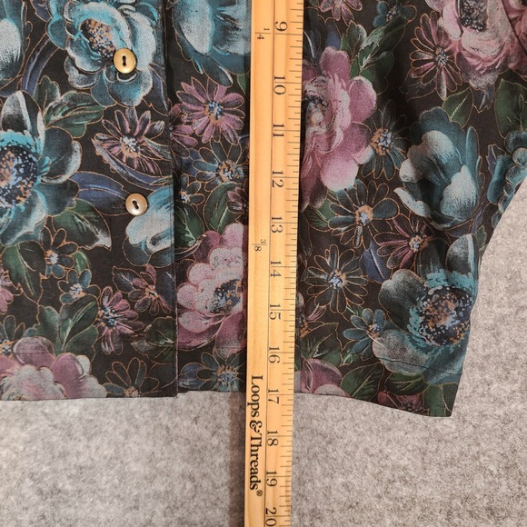 Wanda D. Floral Button Up Cropped Shirt Vintage Western  Unique Peekaboo Details - Picture 7 of 8